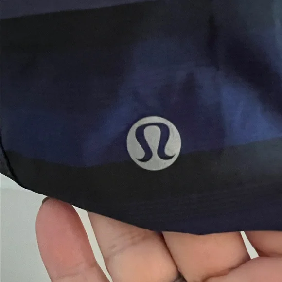 #7 LULULEMON athletica Blue Striped Jacket - Picture 4 of 4